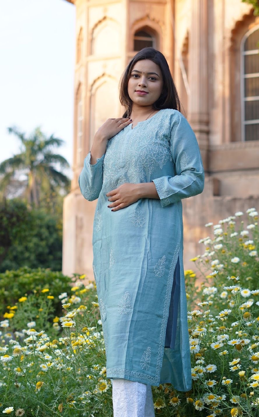 Butter Soft Chanderi Dyable Kurtis + Stretchable Machine Pant Set