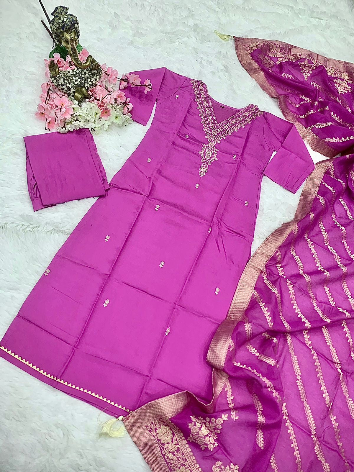 Elegant New Kurti Set