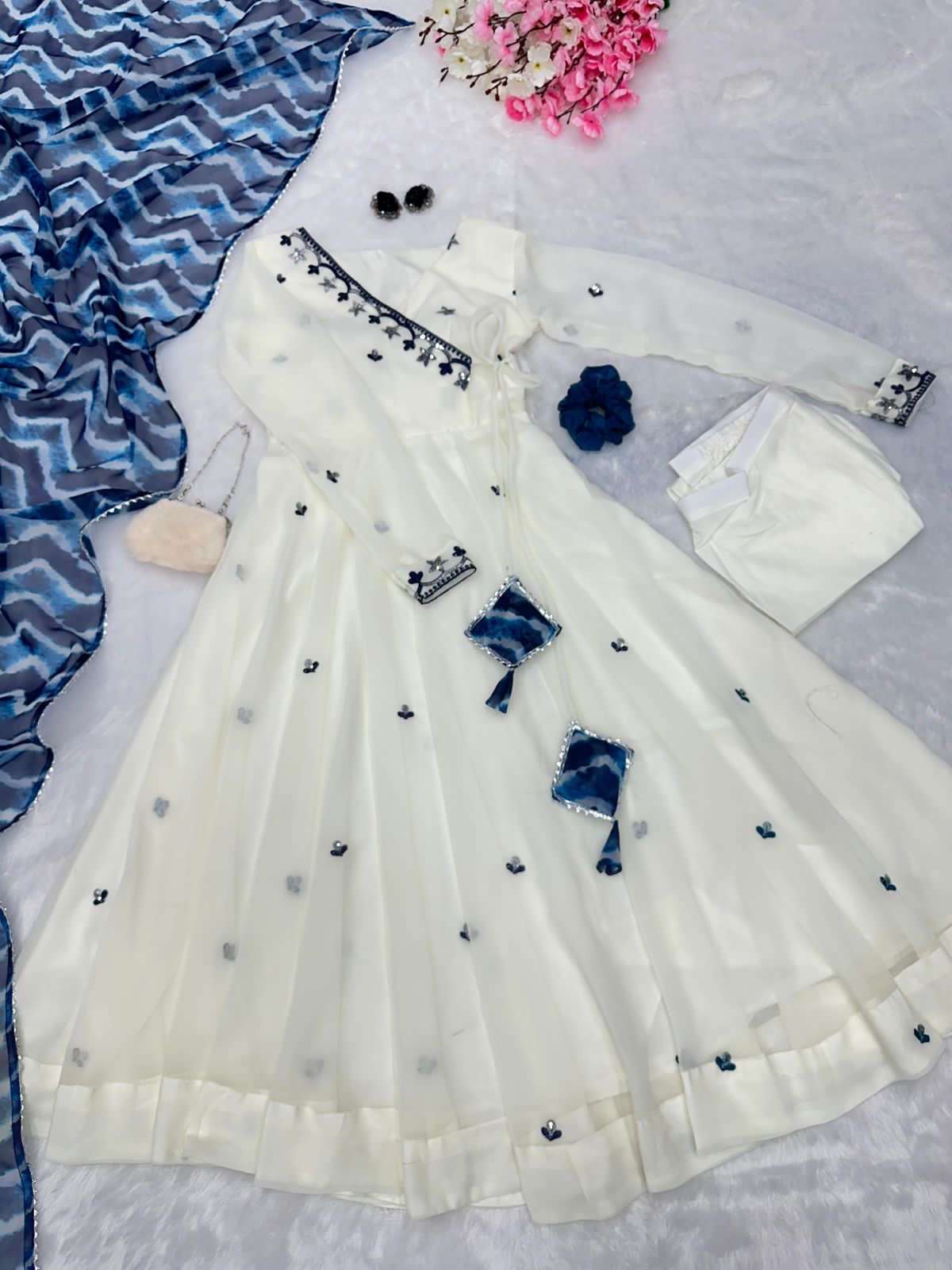 Exclusive Anarkali Suit with Modern Elegance