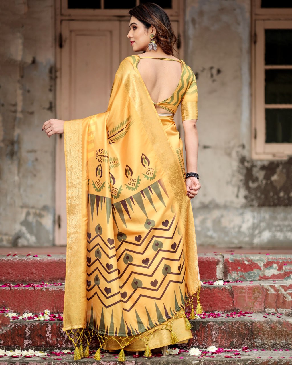 Silk Digital Printed Saree (Rich pallu and an intricate brocade blouse)