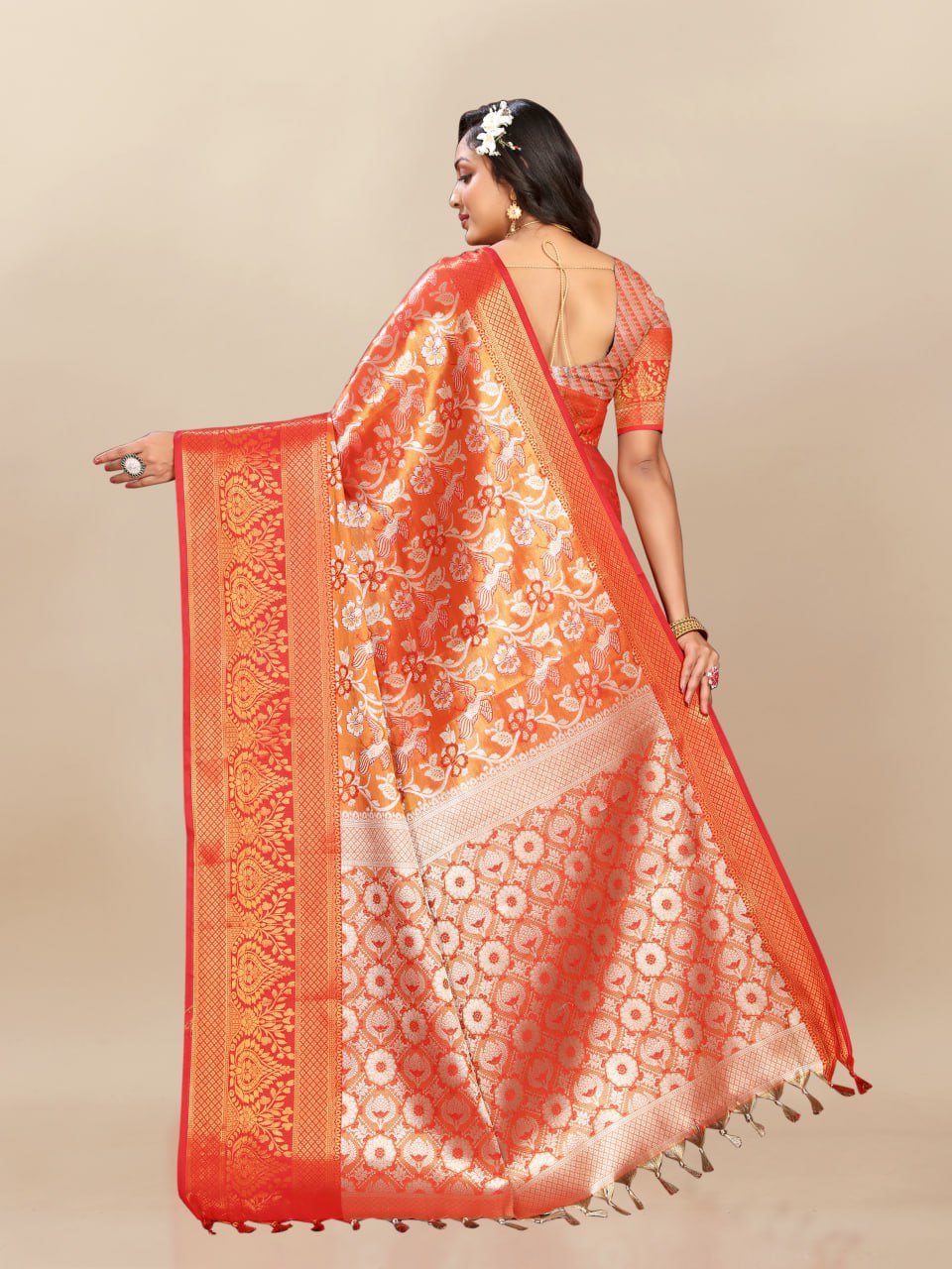 Handloom-Woven Kanjivaram Silk Saree