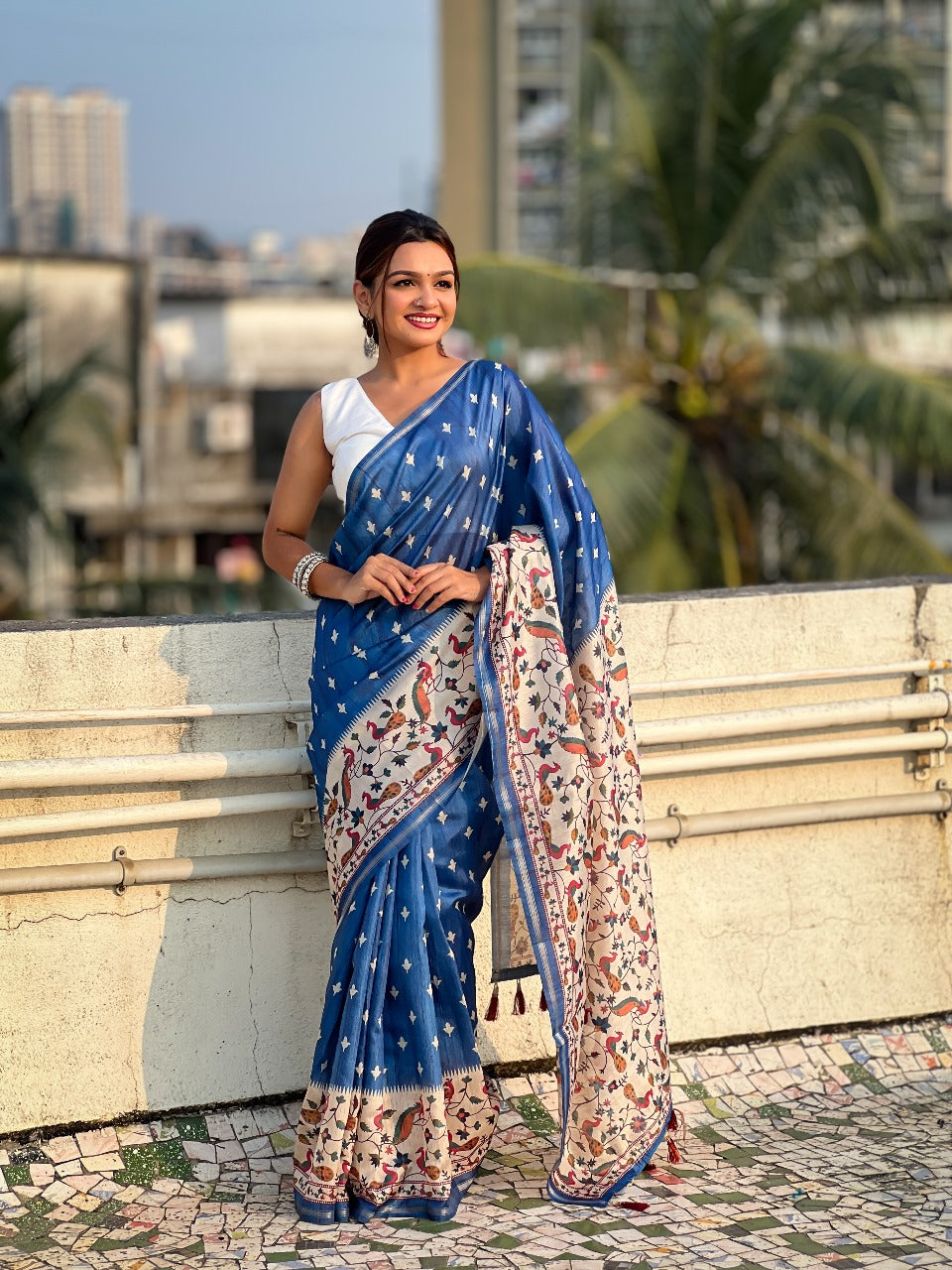 Rich Kalamkari-Inspired Digital Floral Print Saree